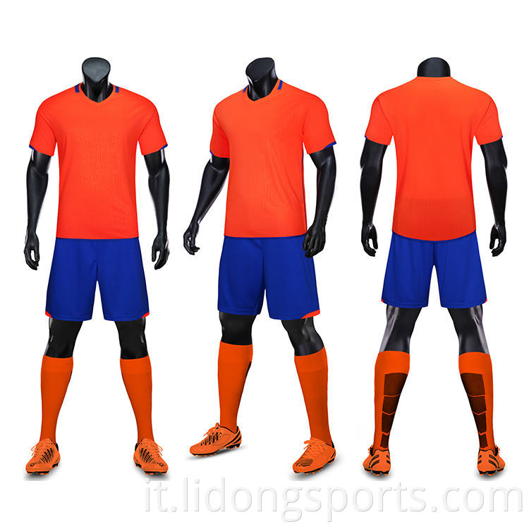 Cheap Set di jersey di calcio di calcio di calcio di sport unisex a buon mercato a caldo made in Cina